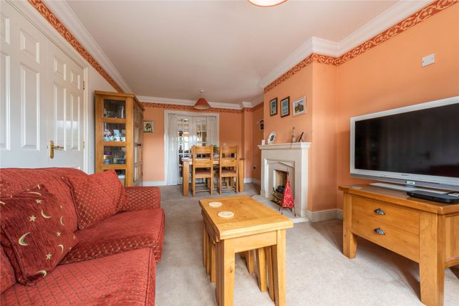 12, Ashurst Place, Surrey photo 3