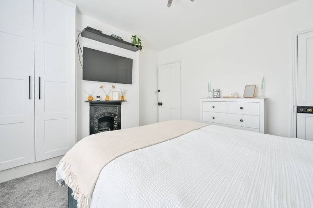 End terrace house to rent in Walnut Tree Close, Guildford