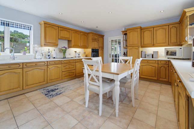 76, Hollins Lane, Harrogate photo 3