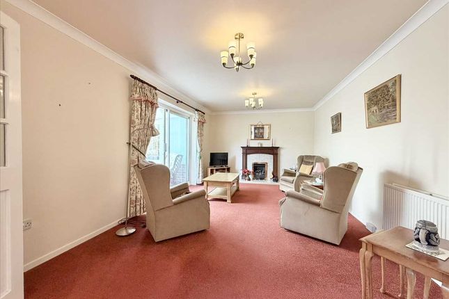 8, Cumberland Close, Nottingham photo 4