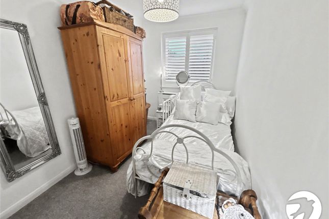 8 Wimborne, 16, Highview Road, Kent photo 5