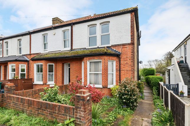 End terrace house for sale in Old Charlton Road, Shepperton