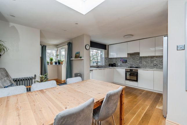 18, Balmoral Close, Southampton photo 2