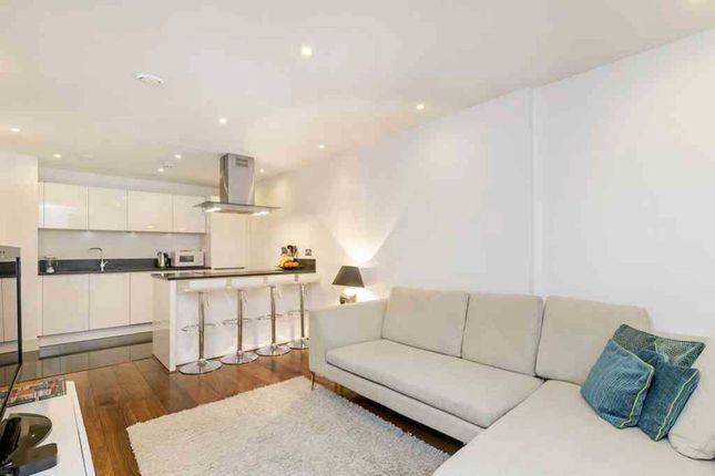 Thumbnail Flat to rent in Rochester Row, London