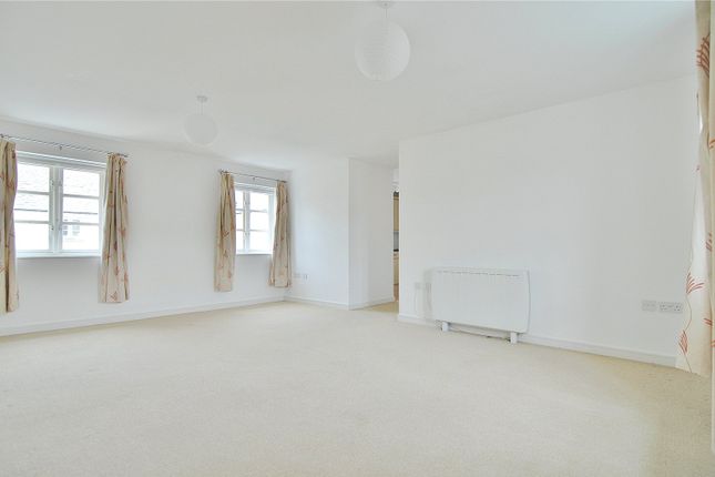 25, Home Orchard, Stroud photo 3
