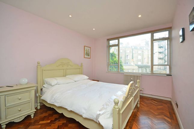 Thumbnail Flat to rent in Park Crescent, Marylebone, London
