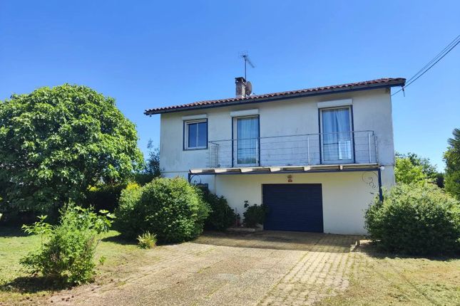 Thumbnail Property for sale in Guinarthe-Parenties, Aquitaine, 64390, France