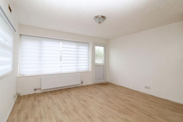 1 Park Home Site, Drakes Drive, St. Albans photo 2