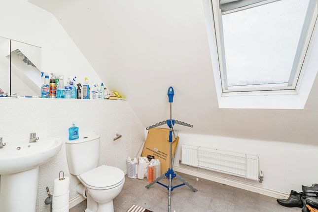 Town house for sale in Cascade Way, Dudley, West Midlands