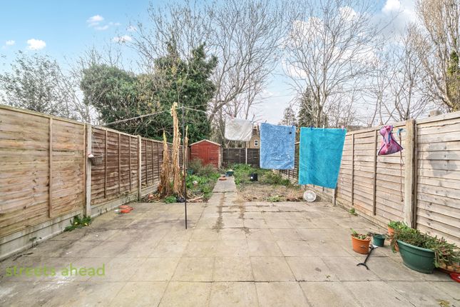 145, Bensham Lane, Thornton Heath photo 4