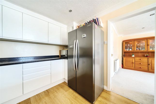 11a, Nightingale Close, Kent photo 3