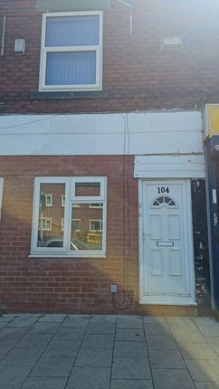 104 Gorton Road, STOCKPORT photo 2