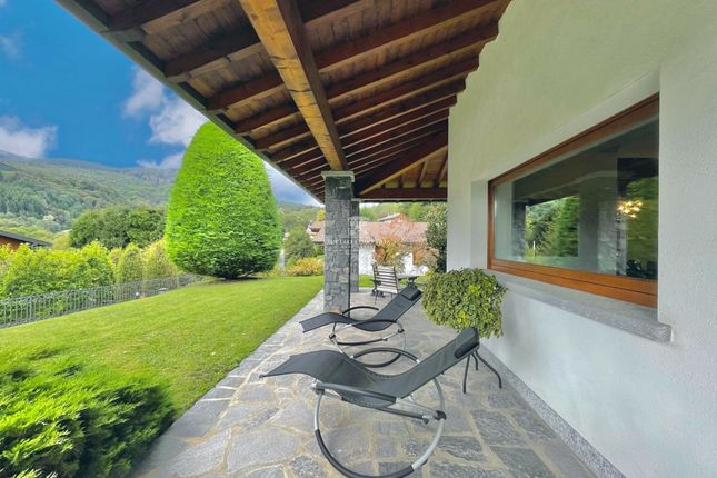 Detached house for sale in Via Al Fareè, 2, 22023 Castiglione D'intelvi Co, Italy