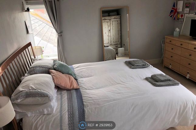 Flat, Havelock Close, Felpham photo 4