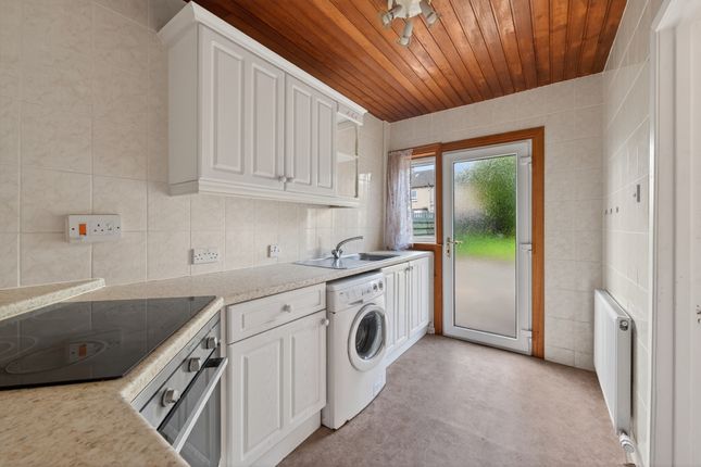 77, Windsor Drive, Penicuik photo 4