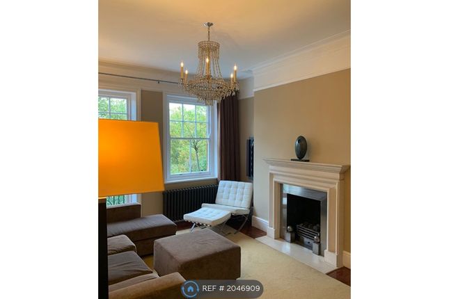 Flat to rent in Primrose Mansions, London