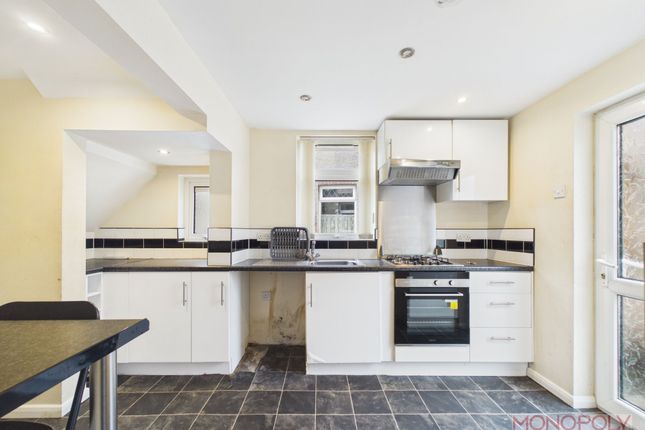 22 Sarn Lane, Wrexham photo 4