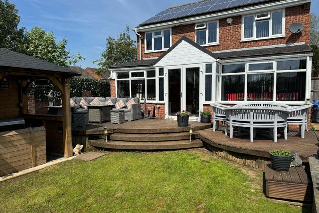 Detached house for sale in Lakeside, Bedworth, Warwickshire