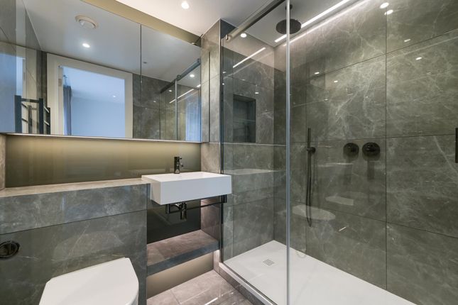 15 Cassini Apartments, Cascade Way, London photo 4