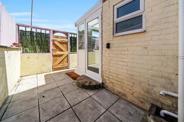 10, Augusta Road, Portland. photo 4