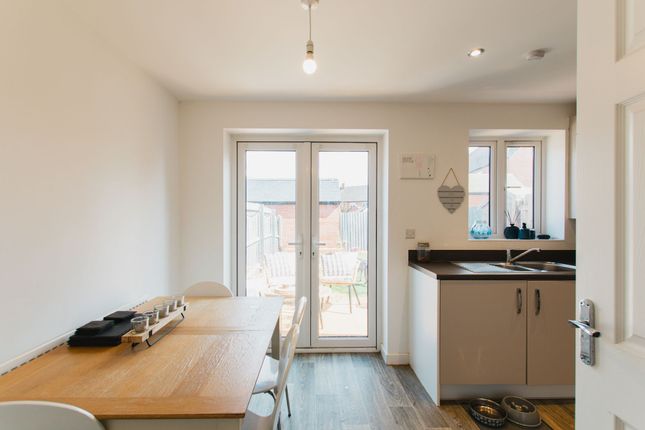 101 Bismore Road, Banbury photo 4