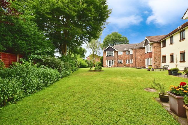 4 The Cedars,, Woodacres Court, Cheshire photo 2