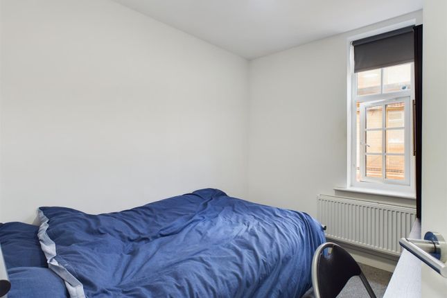 Flat to rent in Melville Road, Hove