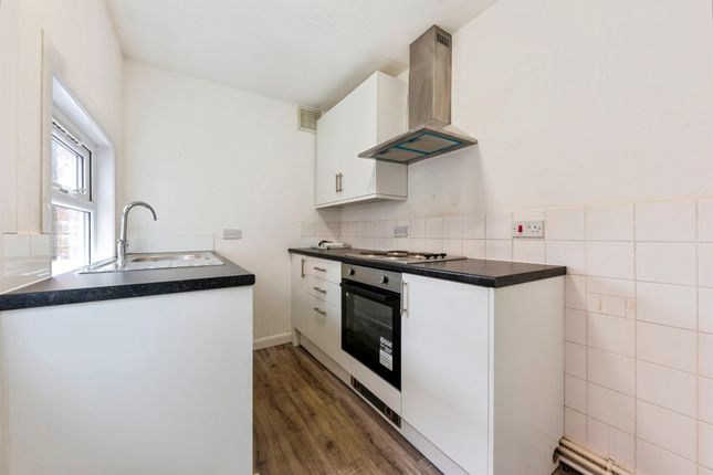 13, Nicholson Street, Newark photo 3