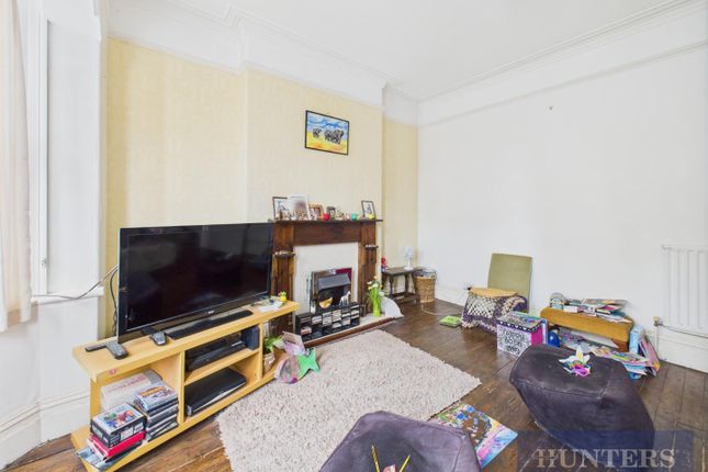 21, Asquith Avenue, Scarborough photo 3