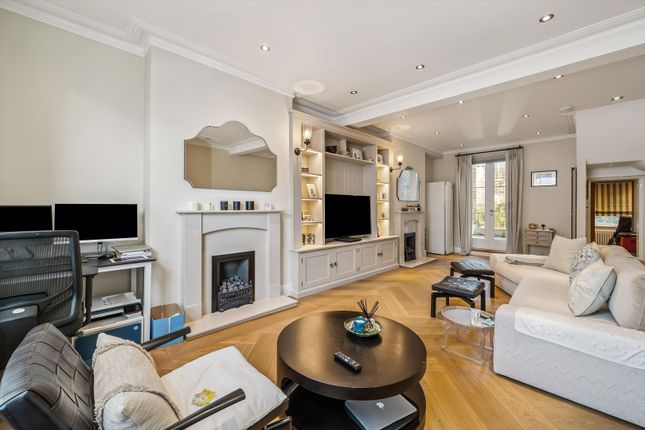 23, Bramerton Street, London photo 2