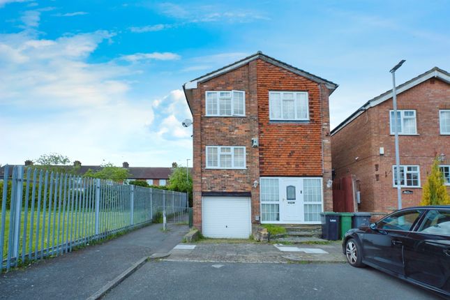 Detached house for sale in St. Josephs Close, Luton