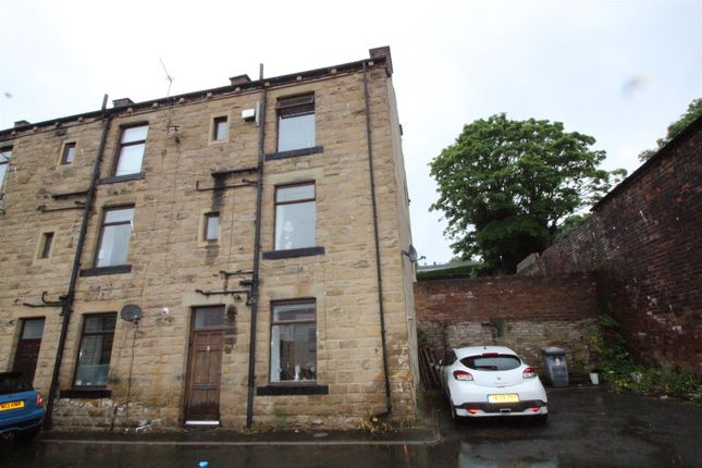 Thumbnail End terrace house for sale in Carlinghow Hill, Birstall, Batley