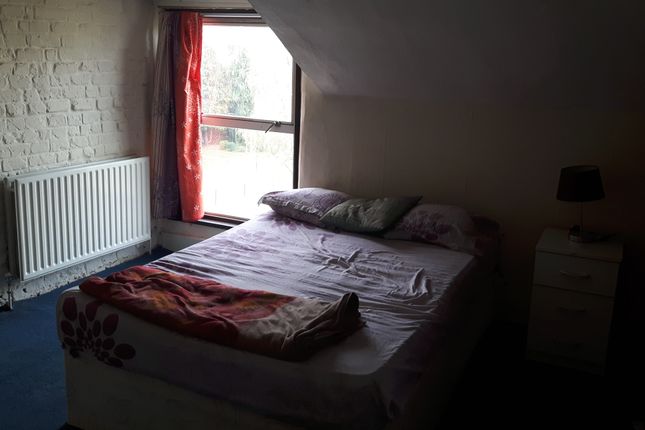 92E, Whitton Road, Hounslow photo 4