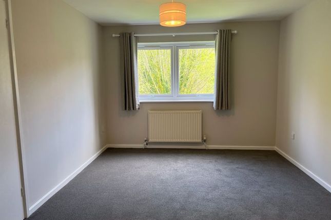 6 Oakley, Northcroft, High Wycombe photo 5