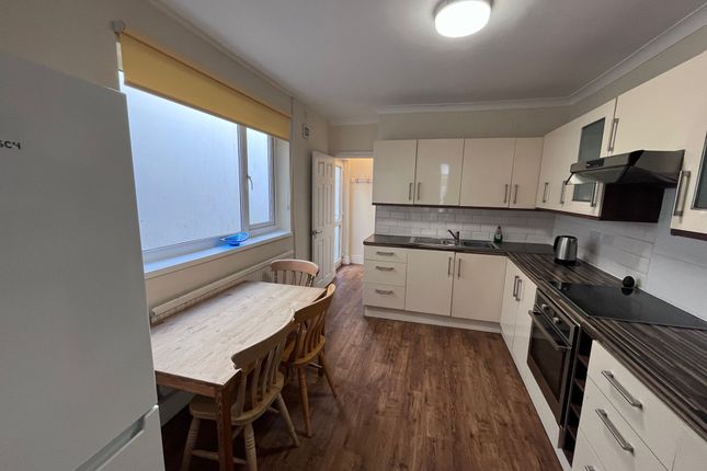 107 Port Tennant Road, Port Tennant photo 4