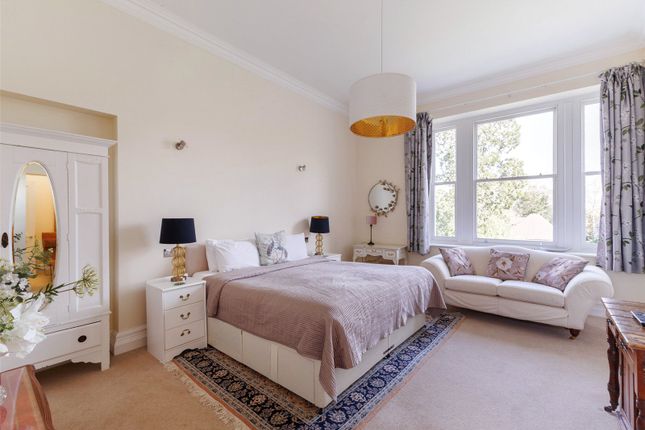 Crookham Hill, Crookham Common, Thatcham, Berkshire RG19, 6 bedroom ...