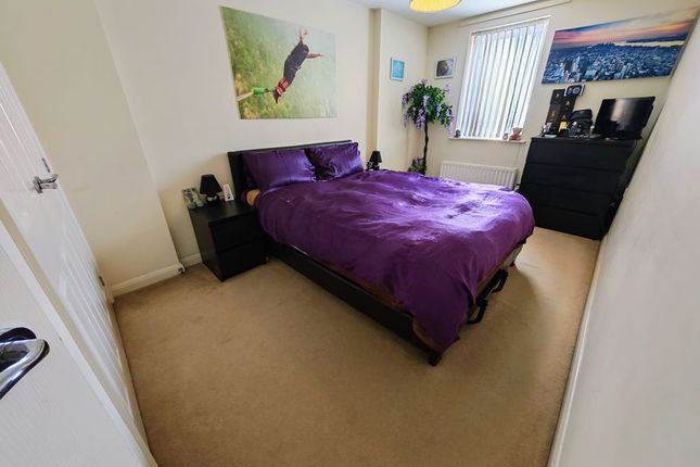 5 Saltley House, Taywood Road, Northolt photo 4