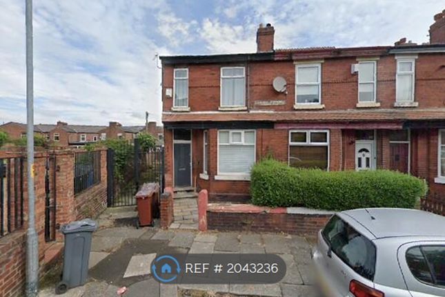 End terrace house to rent in Langdale Avenue, Manchester