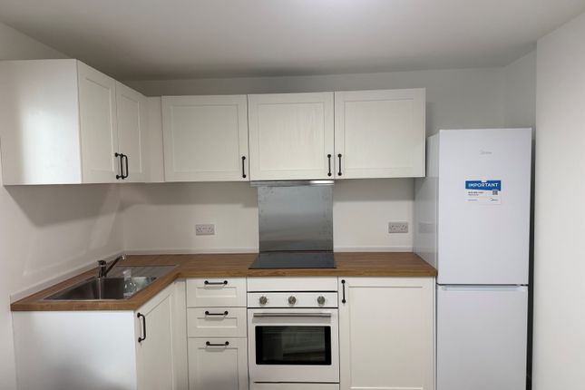 Flat 2, 68, Lansdowne Place, Hove photo 5