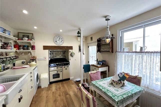 Thimble Cottage, 74C, East Street, Somerset photo 3