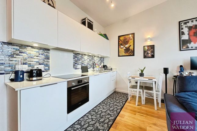 Apartment 502, Elisabeth Mill,, Elisabeth Gardens, Stockport photo 3