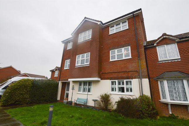 Thumbnail Flat to rent in Hudson Close, Eastbourne