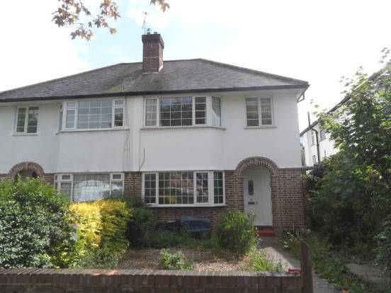Thumbnail Maisonette to rent in Firs Lane, Winchmore Hill