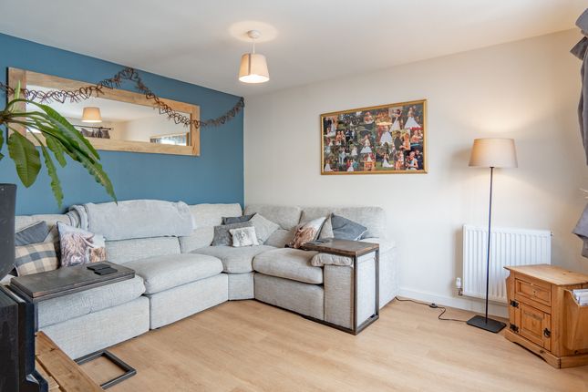 30, Eilean Donan Road, Inverness photo 2