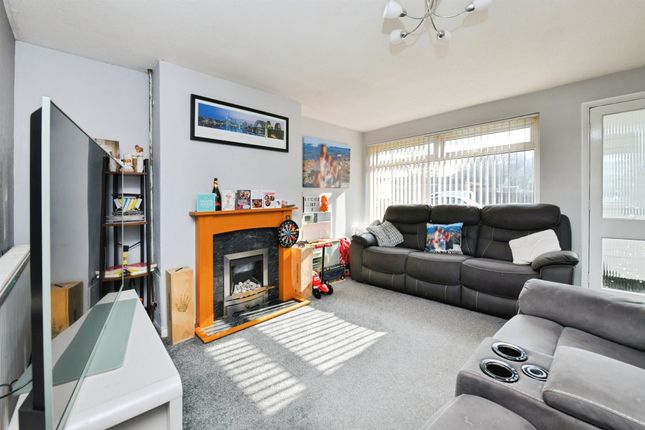 27, Summers Close, Plymouth photo 4