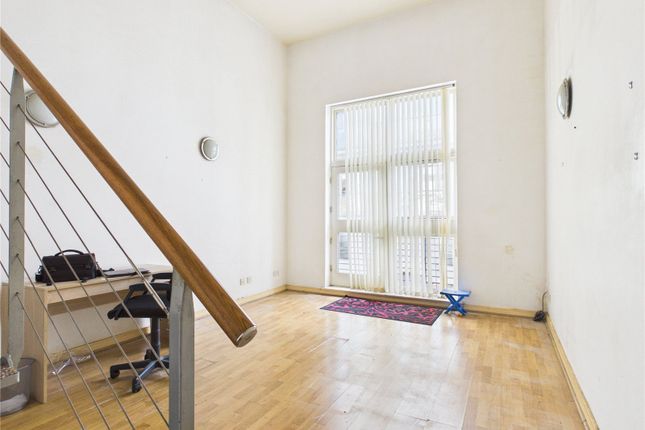 Flat 2, 99, Henry Street, Merseyside photo 4