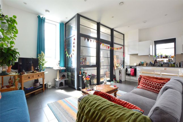 Thumbnail Flat to rent in Wick Tower, 138 Powis Street, London