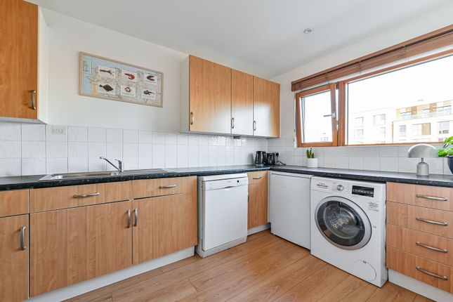 Kingsland Road, E2, Haggerston photo 3