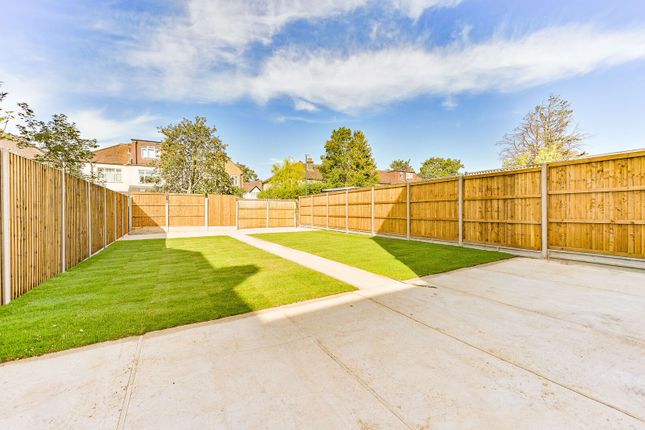 St James Road, Sutton, Surrey, SM, Sutton photo 3