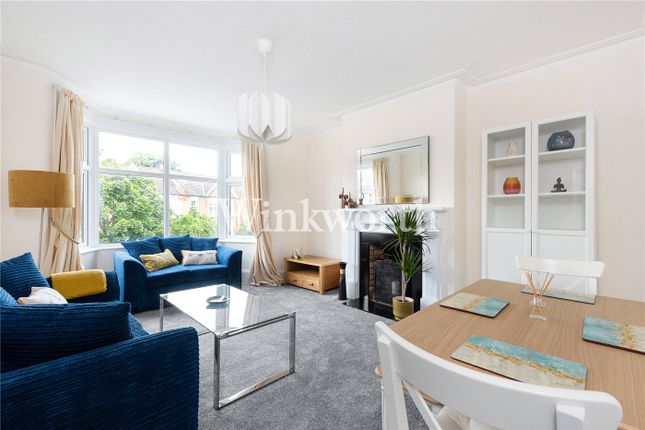 First Floor, 8, New River Crescent, London photo 3